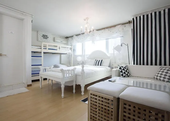 Han River Guesthouse